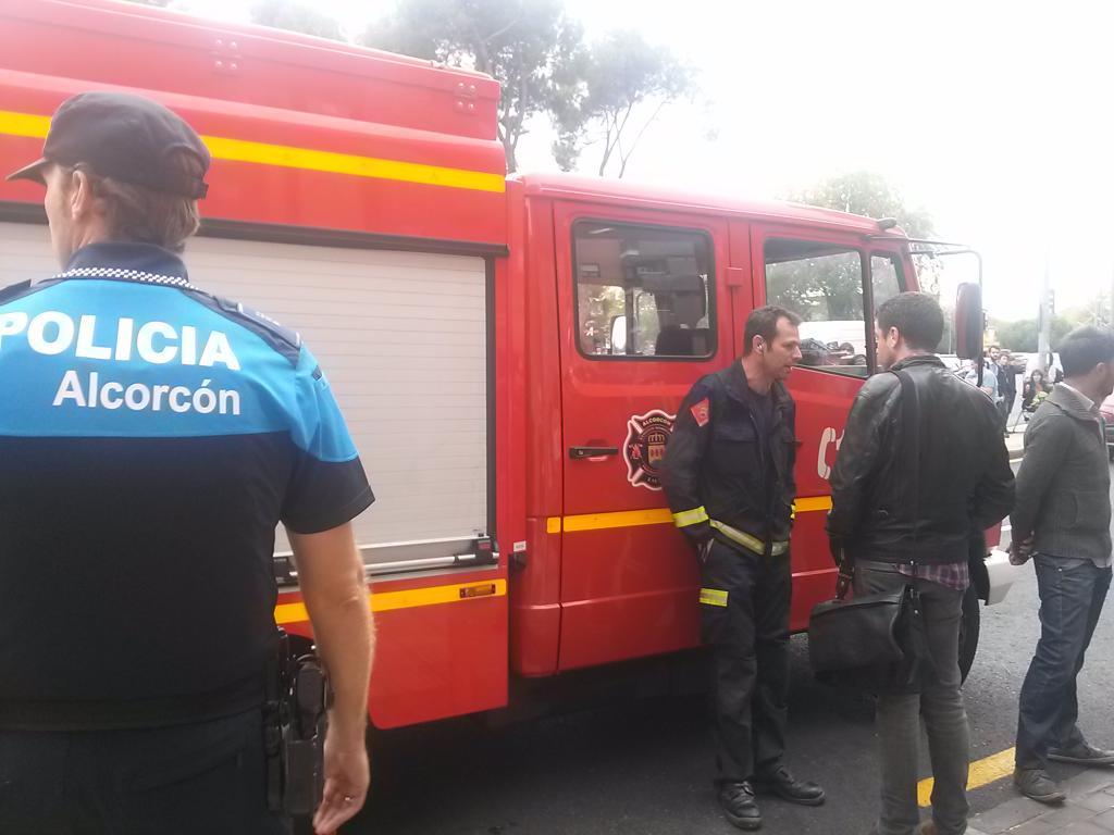 PACMA on Twitter "Han venido los bomberos. Ni ellos mismos saben para