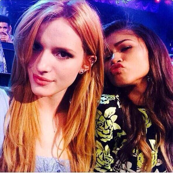 Bella Thorne          Happy Birthday     !   Dance                 
