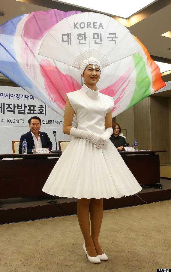 SNS_drip's tweet photo. 옷으로 드립하는 장애인 아시안 게임.. http://t.co/GgrZKxr965 @HuffPostKorea http://t.co/cPXroMdqIh