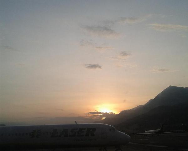 justicieraspj's tweet photo. Rumbo al Encuentro Justicieras #Falcon2014. @Dinorahfiguera @ElaFerris @MilagrosCValera @FlaviaMartineau http://t.co/J1zFIs8A8t