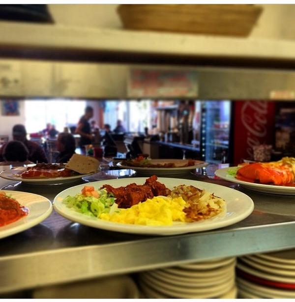 CocinaAzul's tweet photo. Hello breakfast! http://t.co/TyI2mSgb2A