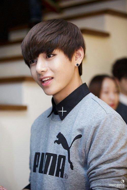 るかexo Bts高画質画像 V Twitter テテ マジでやばくないですか なんでこんなかわいいんやこの子 3枚目のじみなもかわいいからのせた Http T Co 73jluoqb6r Twitter