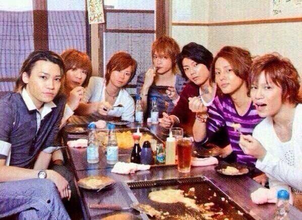 Kis_My_World's tweet photo. こんばんわ、北山宏光です
メンバー募集することにしました
このグループに入りたい藤ヶ谷を募集します

【条件】
・すぐに辞めない
・馴染む努力をする
・本人意識無さすぎる人NG

拡散希望。入りたい藤ヶ谷nrさんは
リプお願いします http://t.co/DymMFFb1lV