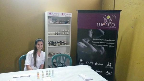 ComplementoEst's tweet image. Jornada aromaterapia y celulitis en el embarazo. Gracias a Amici;ignea esencial y a todos los presentes el dia 4/10.