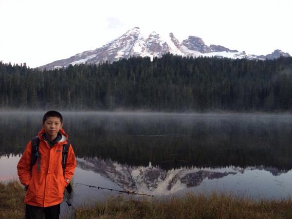 KarlGGGA's tweet photo. @GGGAgolf summer camp student Yaochu "Benny" Bi sending us some love! Great picture Benny! #hardworkpaysoff http://t.co/qs62g37EeC