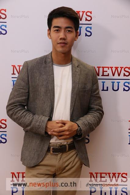 May_AF11FC's tweet photo. @Af11May #mayv5 #mayaf11 #af11
Cr : newsplus http://t.co/CQkc8s33GS