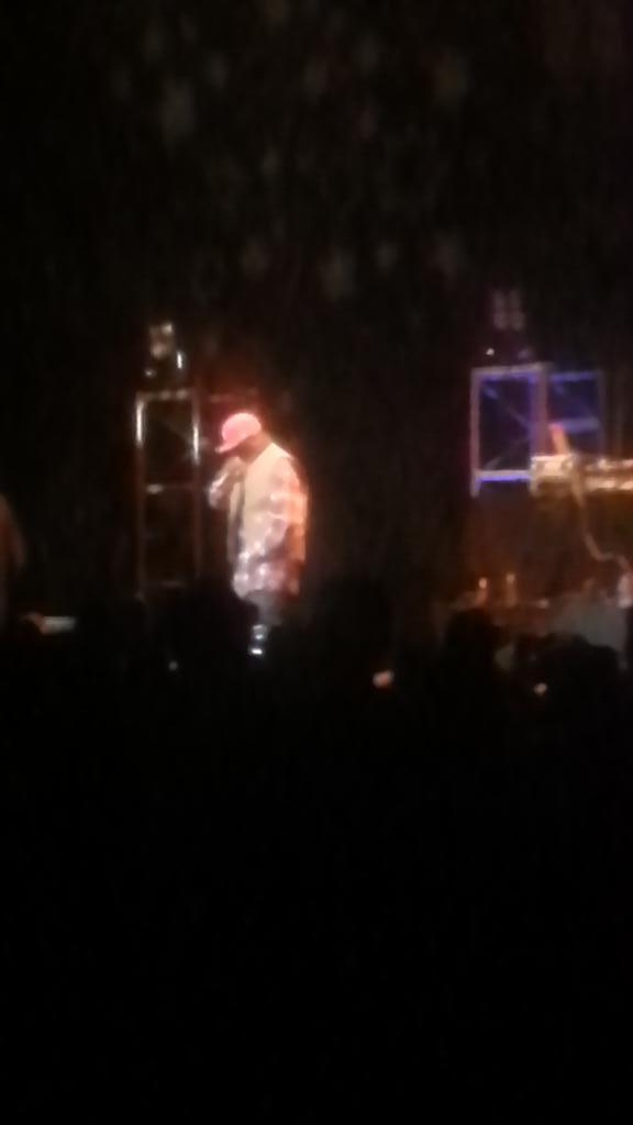 DjchillW's tweet photo. At the old school joint http://t.co/BPEqcTKej9