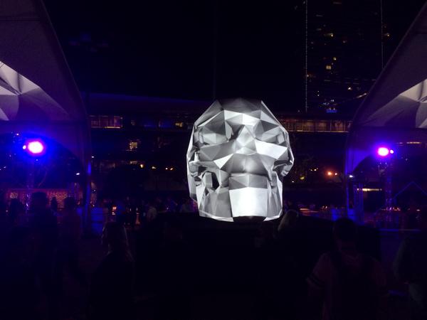 storycode's tweet image. Some very cool art at #maxbash last night!