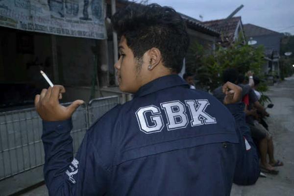 Atribut baru pun udah keluar nih , keep move GBK!