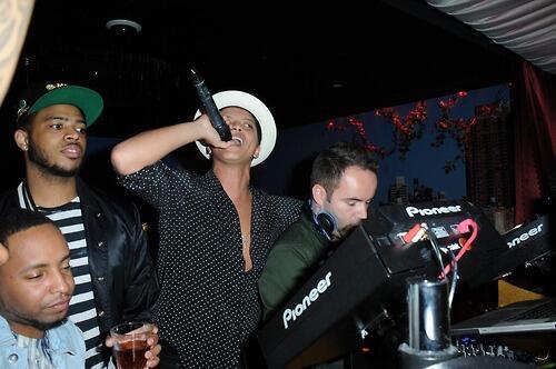 Happy Birthday Bruno Mars, come and see us again soon!! 