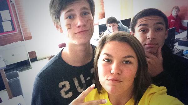 omgitischrissy's tweet photo. Two of the strongest guys I know. I love y'all so so so much. 💛💙 http://t.co/6dlfpWrIFu