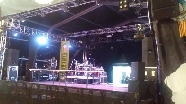 skasoband's tweet photo. Este noche hay que llenar esta carpita a las 20:00 http://t.co/41Z0Oyn0Fv