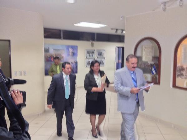 rene_cuadraHdez's tweet photo. Los programas sociales deben entregarse sin retrasos, por eso estamos presentando reformas a Ley. http://t.co/fWlWteetqq