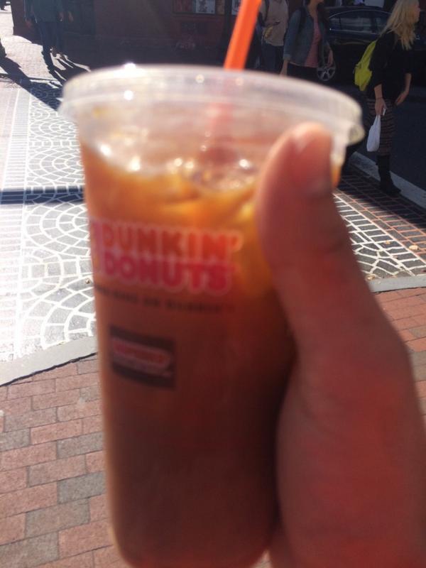 DerickRoy1's tweet image. @KapsDaddy what do yo think this is...#basicccc