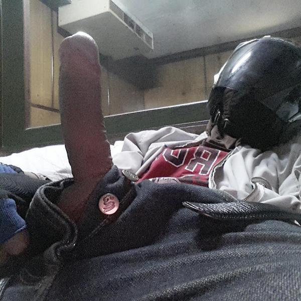 "<a href="/PromponT/">หนุ่มเขมร</a>: "น่าดูดมากคับ