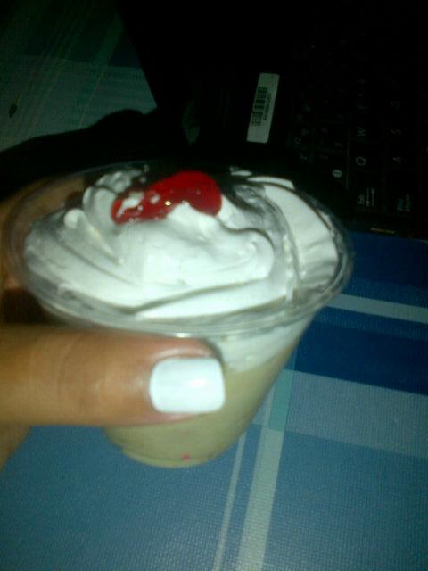 yafreisyesther's tweet image. Complaciendo a mi princesa 😍😍 #ThereIsDayerin -8 32.0 #GODisMyGuide o:)