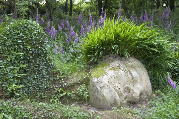 VisitBritain's tweet photo. In The Lost Gardens of Heligan in #Cornwall you just might find the sleeping Mudmaid: http://t.co/yIufVYNYzZ http://t.co/Eu6hRFMa5m
