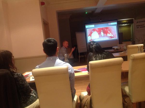 StraumannMel's tweet photo. It's our 2nd East Midlands Young Dentist Study Club with @ColinCampbellFA... #tellingithowitis http://t.co/ko5ASOFhzX
