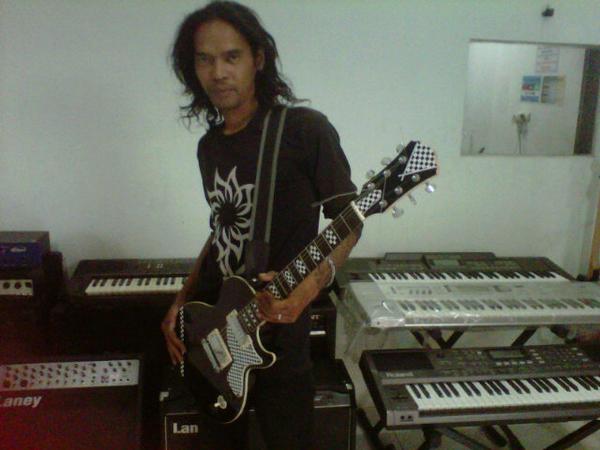 jackgitar tweet picture