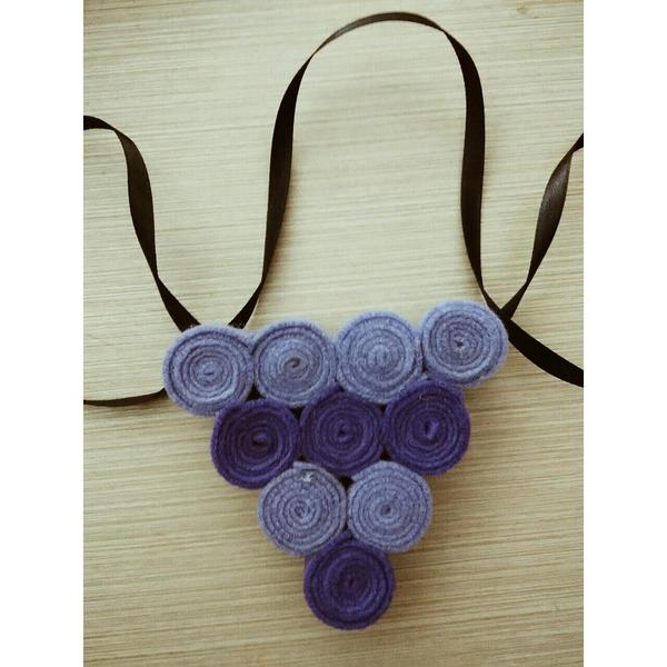 ExFlaneable's tweet photo. Jual gantungan kunci, bross, kalung harga mulai dari 3.000 - 10.000 saja. Cek favorit kami http://t.co/8AhaKf920B http://t.co/IQui1FQlRO