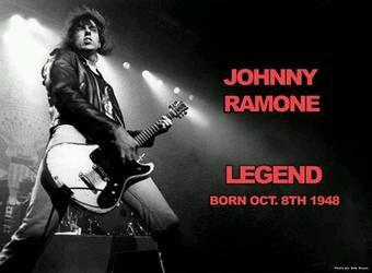 Happy Birthday JOHNNY RAMONE! Siempre en nuestros corazones! 