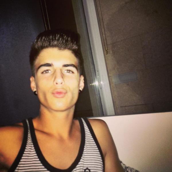 kshampol10's tweet photo. Buenas noches http://t.co/jZVpcIql72