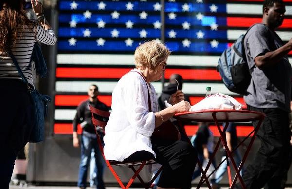 PatriotRadioNet's tweet image. Dovish Fed minutes ... goo.gl/AwcDFM #DovishFed #EconomicGrowth #FOMC #Meeting