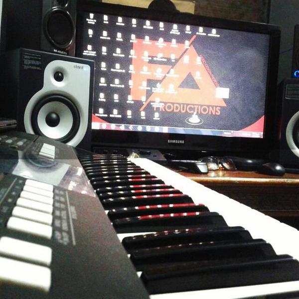 Para grabaciones, instrumentales o paquetes completos contactenos al 6779-5484 @flowartzprod