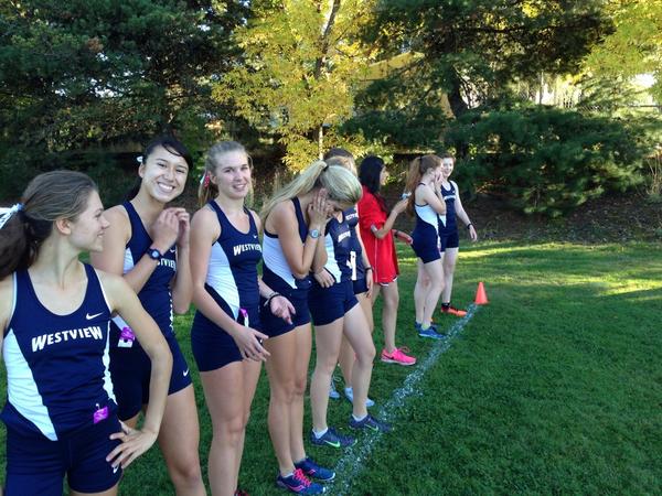 runteamwebb's tweet photo. Boys got it done. Girls are up next @petrizzle @185wildcatgames #5Kxc get it! http://t.co/CQkKly7mC7