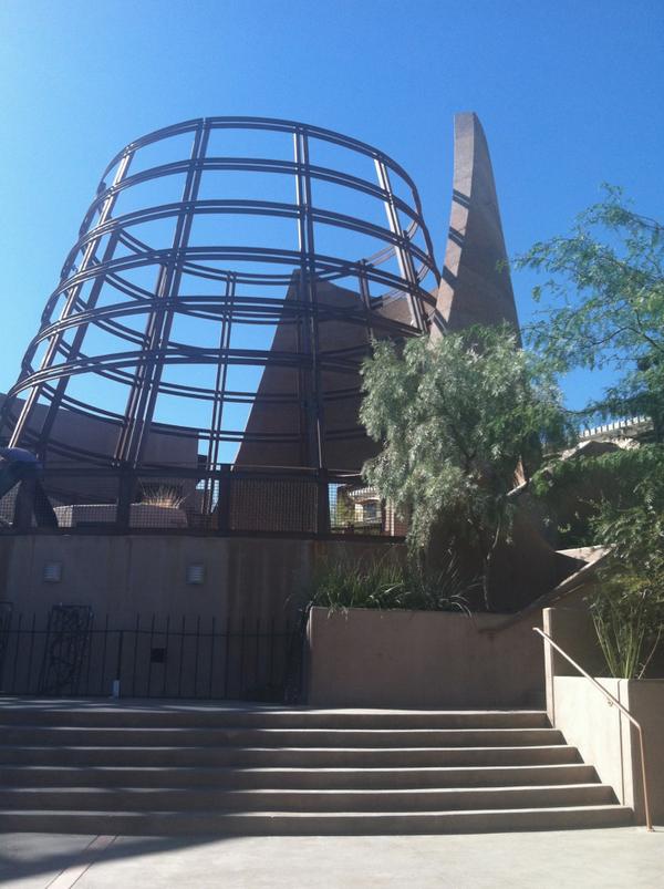 RothProjects's tweet photo. Pleasant last moments of #wma2014 exploring @SpringsPreserve, reconnecting @nsmlv & "musings." Thank you, @westmuse! http://t.co/PZ156YVeie