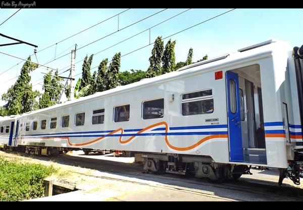 [Image: Bze8a3UIgAAO5p9.jpg]