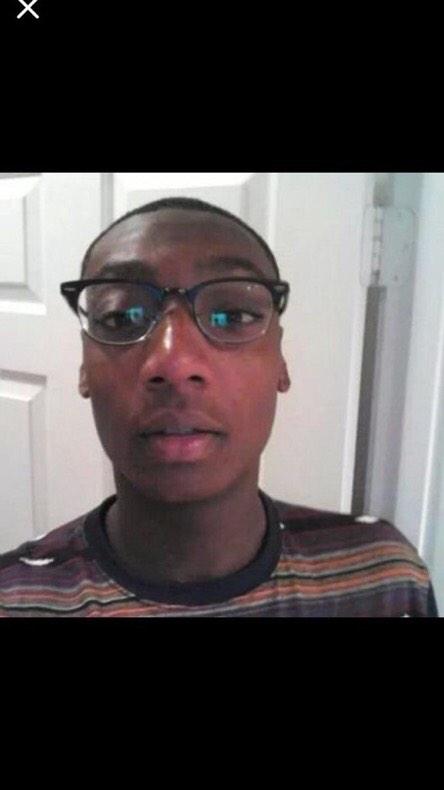 NNHSelfies's tweet image. CJ #franklintheturtle