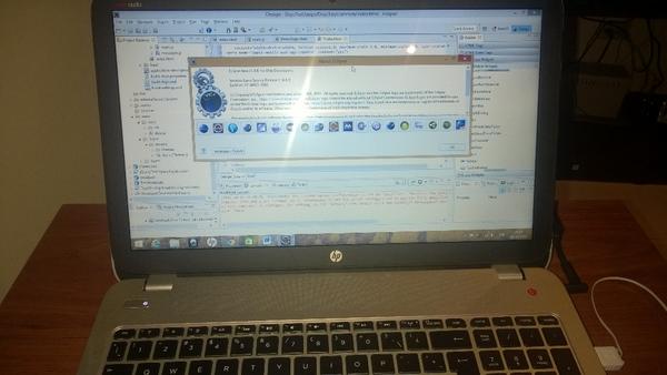 MartinReina's tweet image. Aquí viendo el Eclipse Luna #EclipseLunar #DeveloperTime