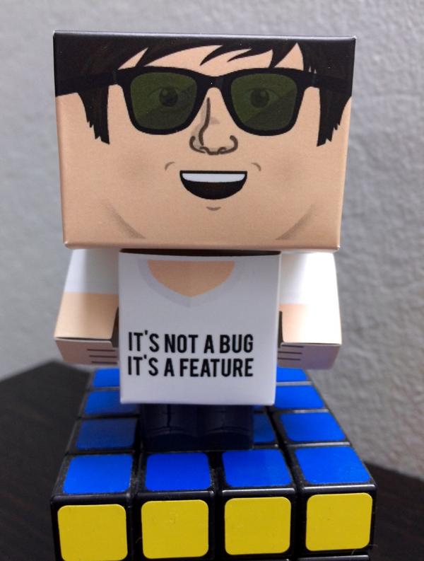 vasujain's tweet image. Got my @FoldableMe .. Via @Apigee #ItsNotABugItsAFeature