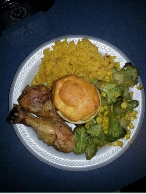 Pretty_ToXic's tweet image. Ima cold ass cook boy i tell you  #imindakitchen #yamserrwhere #cookingforbay #dinnersready #idgt
