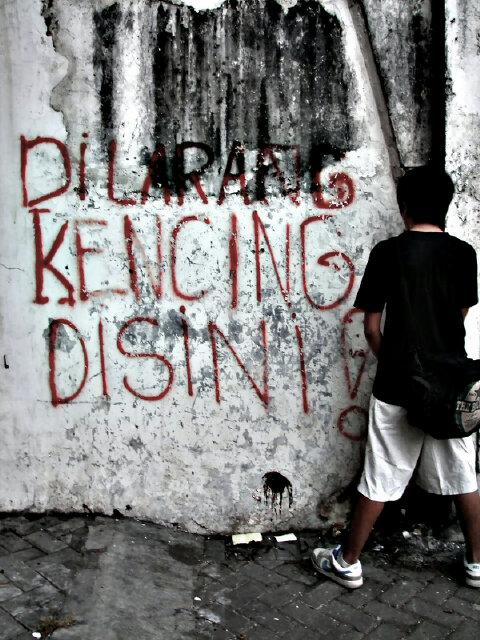 ALIEF_VIP's tweet photo. Orang Indonesa asli ya gini nih -_- http://t.co/UuWy0PLylk