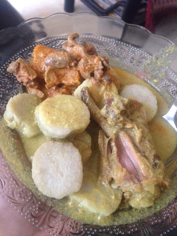 #Annivercharitylegend