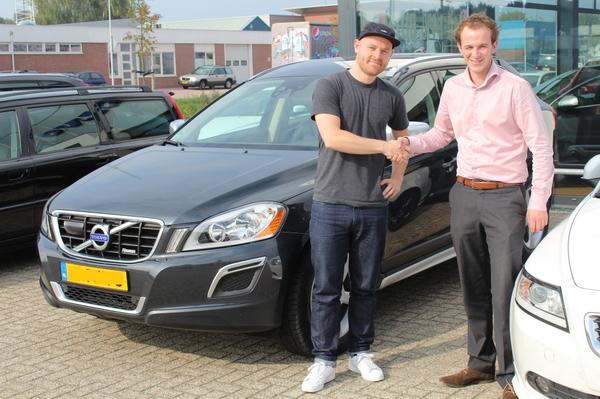 Volvoraalte's tweet photo. Wij zijn fan! @sticksFTG #Volvo #XC60 #rdesign We wensen je heel veel rijplezier! #volvodealer #autotechniekraalte http://t.co/fowYZn7ciP
