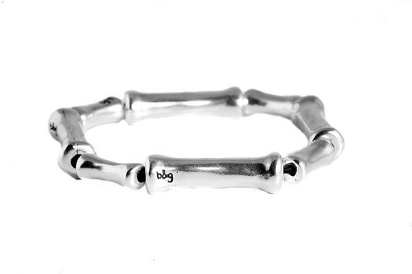 Tenemos un problema. Nos gusta demasiado la nueva colección de <a href="/bygcomplementos/">b&g</a> !!! #StrassBadajoz #Badajoz