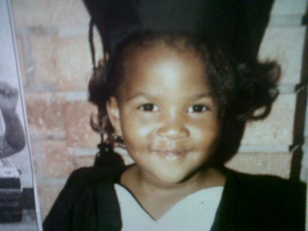 zezzybell's tweet photo. Young ThrowBack Coz It's Thursday Today! ☺♥ http://t.co/hSqFRyLhZJ