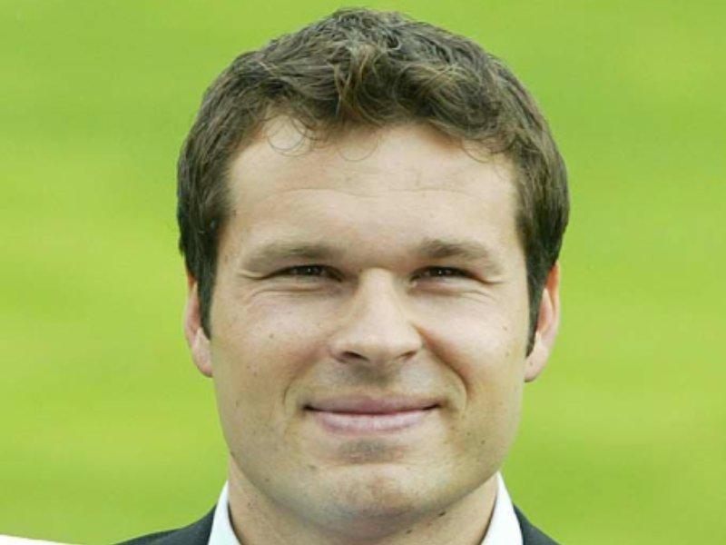 Happy 38th birthday Mark Viduka. 