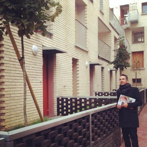 IanBrossat's tweet image. Inauguration de 30 logements sociaux rue des Vignoles, dans le 20e. De vraies petites maisons de ville.