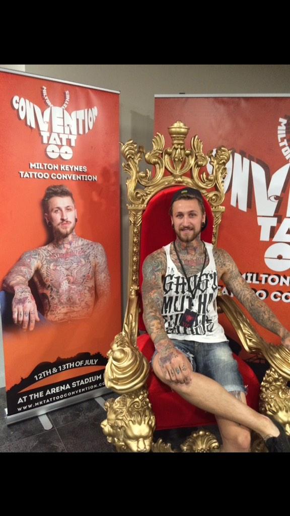 JamieFortHope's tweet photo. @TattooSociety13 @DopeInkPics @GreatTattoos @DopestTattoos #tbt #tattooconvention #thatsme #mkink #tattoos #ink #boy http://t.co/1eLXXW949a