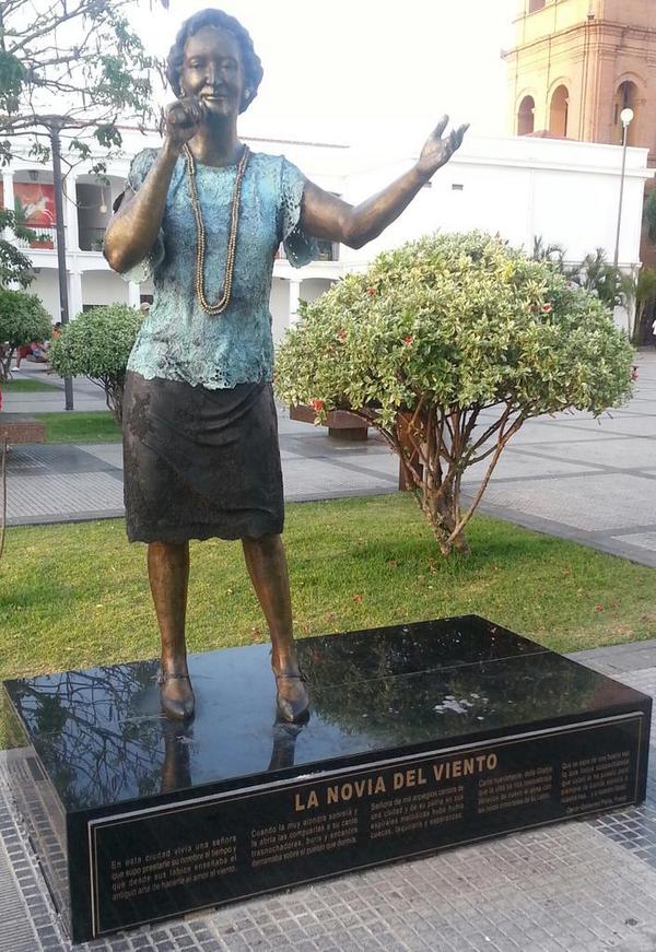 La Novia del Viento. La Inmortal #GladysMoreno, embajadora de la música oriental en Bolivia. #OrgulloCruceño #Diva
