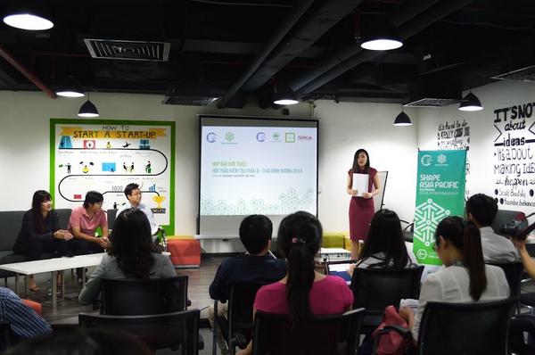 GlobalShapers's tweet photo. Press conference #SHAPEAsiaPacific finished successfully. #GlobalShapersHanoiHub's waiting for International Shapers. http://t.co/1IuwZ93UEB