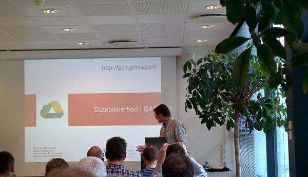 MortenUlstrup's tweet photo. Thomas Skovgaard fortæller om data sikkerhed hos WizKids #wizkidsedu http://t.co/TBcZK5iEhj