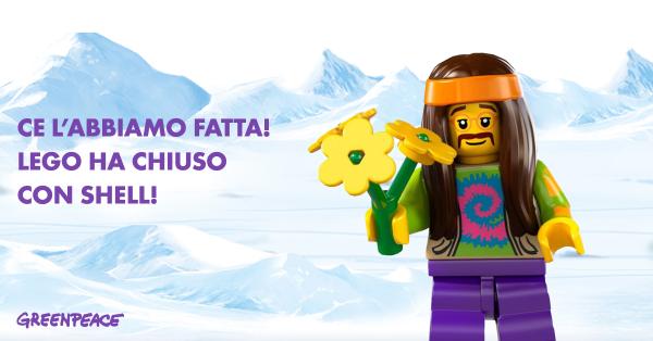 Greenpeace_ITA's tweet image. BREAKING LEGO ha annunciato che non rinnoverà l’accordo con Shell!Vittoria per #SaveTheArctic! grnpc.org/IgHIu