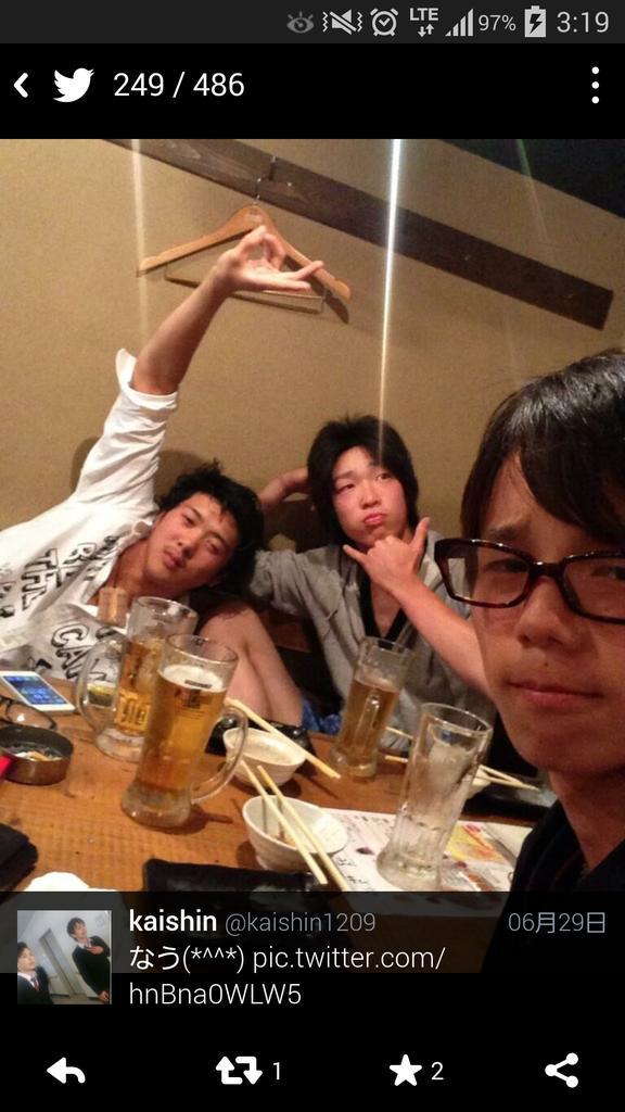 ট ইট র ぽみ 都立六郷工科高校2 B組の快眞君が高校在学中にも関わらずお酒を呑んでるみたいです Lineとかしてあげないでください 学校にも電話しないでください Http T Co Bkdghubgry