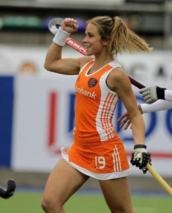 athletic teen ass field hockey hot babe masterbating while looking at porn