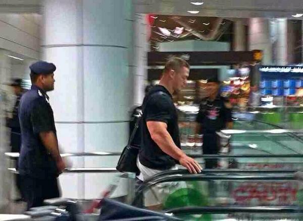 kenkamma's tweet image. OMG...the champ is here..u cant see me.. @JohnCena welcome to malaysia #WWEKualaLumpur #wweontour